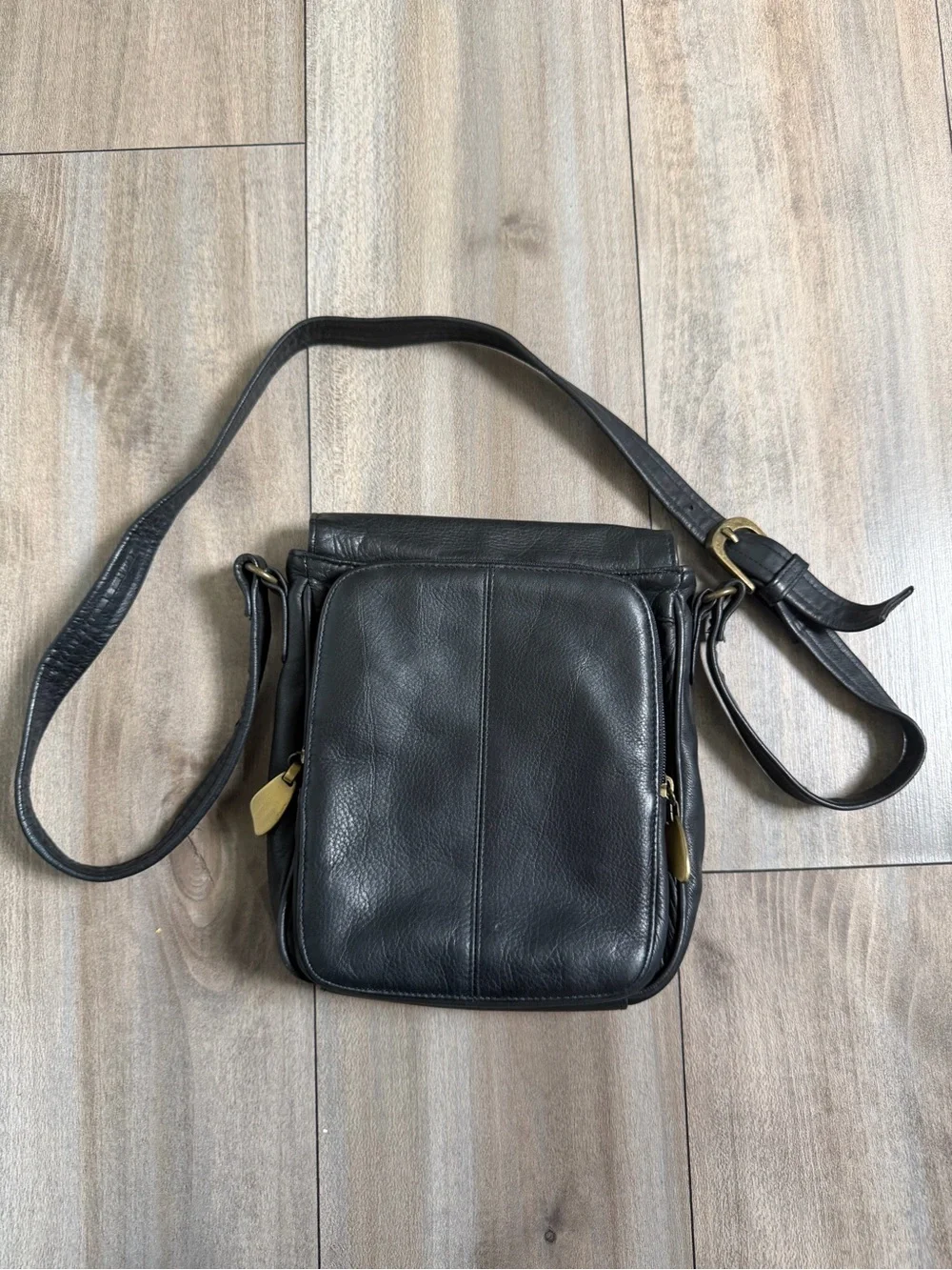 Tignanello Black Leather Messenger Crossbody Bag